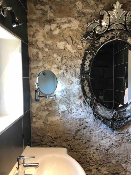 La Maison De Mama C: Charming French Village Home Sainte-Colombe-sur-lʼHers 외부 사진