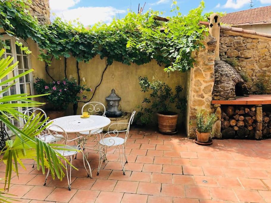 La Maison De Mama C: Charming French Village Home Sainte-Colombe-sur-lʼHers 외부 사진