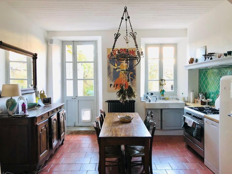 La Maison De Mama C: Charming French Village Home Sainte-Colombe-sur-lʼHers 외부 사진